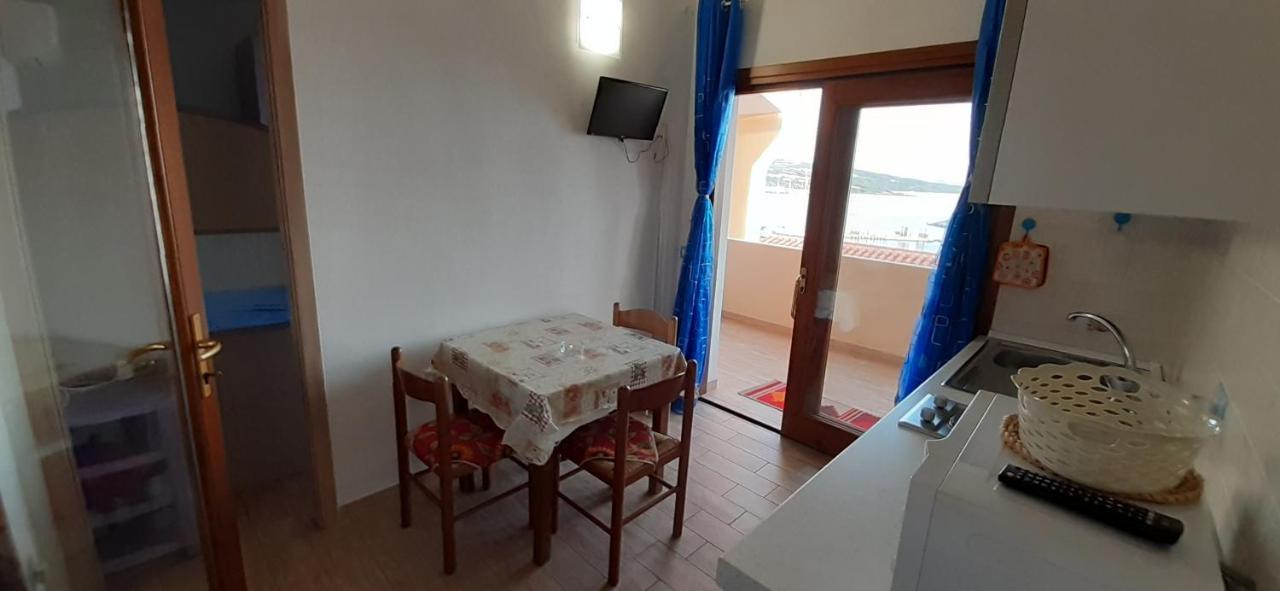 Fronte Mare Attico Indipendente Ed Esclusivo Con Terrazza Panoramica Apartment Изола Роса Екстериор снимка